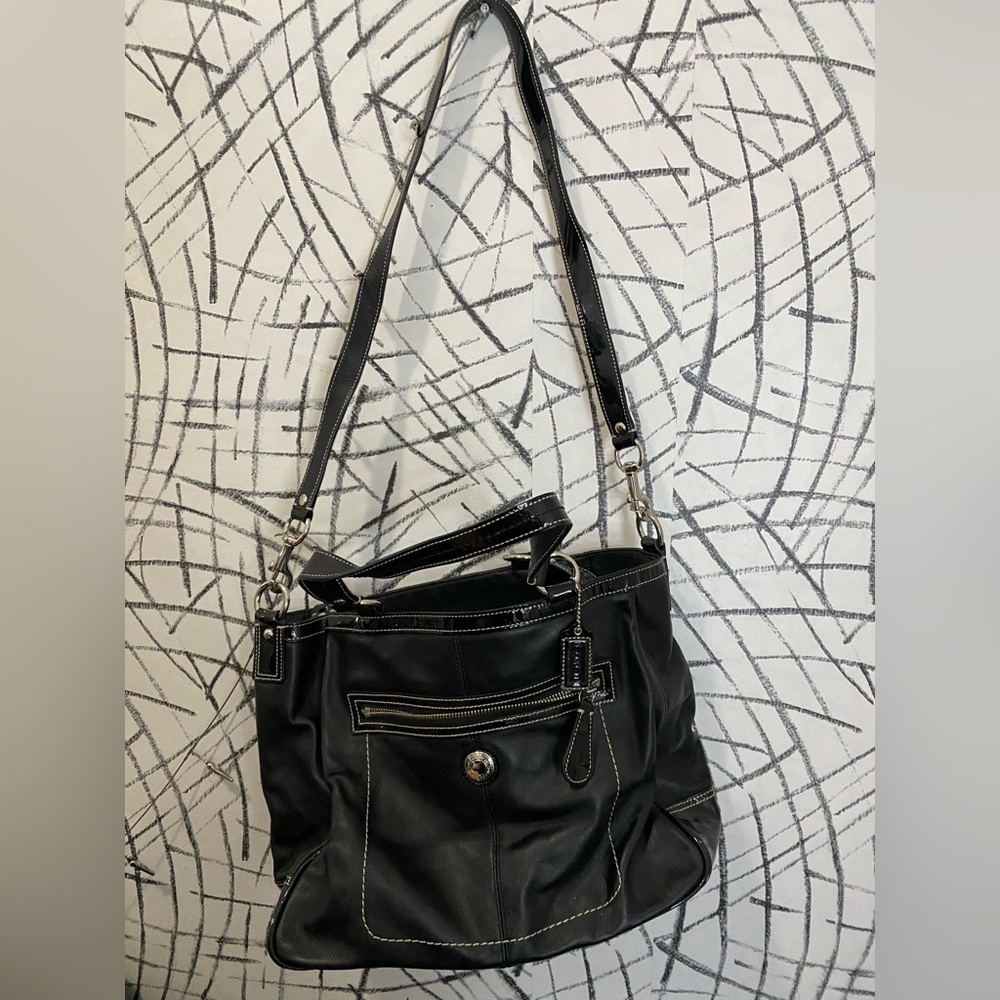 Coach leather bag  early 2000s use